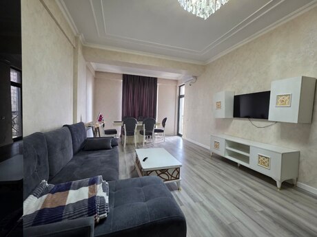 2-room apartment, 93 m², Zümrüd Residence: 285 000 ₼ 2