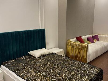 Elan №6432969 - Bakı, Ağ şəhər q., 3 otaqlı, 170 m², 11/22 mərtəbə