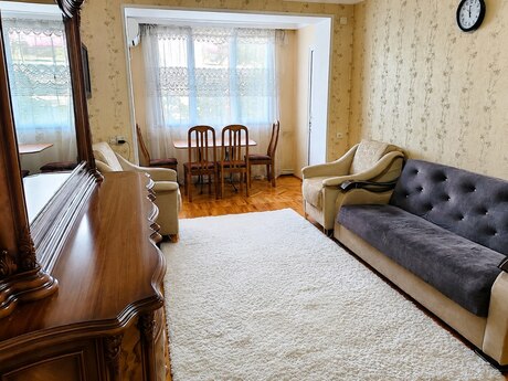 Elan №6432976 - Bakı, İnşaatçılar m., 2 otaqlı, 60 m², 2/5 mərtəbə