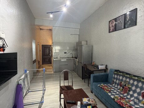 Kirayə 1 otaqlı mənzil, 35 m², Nərimanov: 700 ₼/ay 2