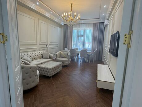 4-room apartment for rent, 175 m², İçəri Şəhər: 3 500 ₼/mo 2