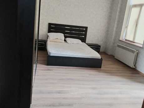 Аренда: 4-комнатная квартира, 180 м², Səbail: 2 100 ₼/мес 3