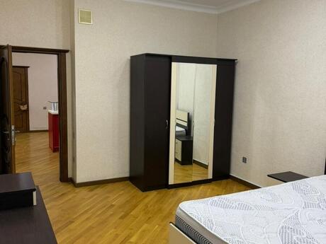 3-room apartment for rent, 120 m², İçəri Şəhər: 1 200 ₼/mo 5