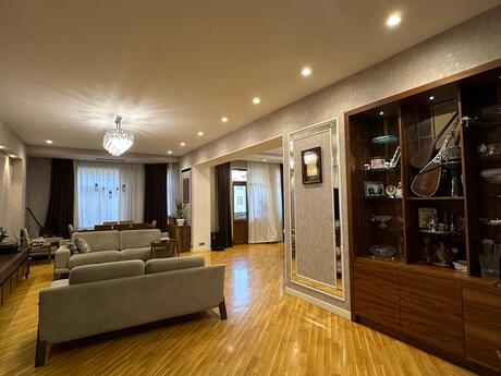 Kirayə 4 otaqlı mənzil, 220 m², Həzi Aslanov: 2 200 ₼/ay 3