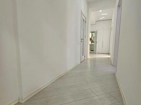 Elan №6433189 - Bakı, Elmlər Akademiyası m., 3 otaqlı, 125 m², 19/20 mərtəbə