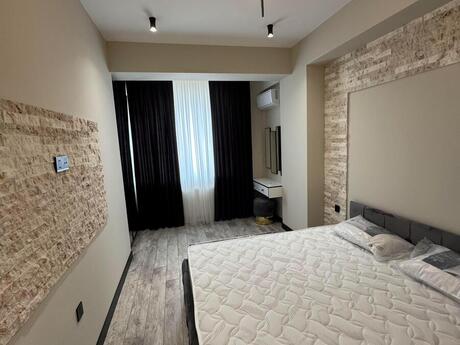 Kirayə 3 otaqlı mənzil, 135 m², 28 May: 2 200 ₼/ay 4