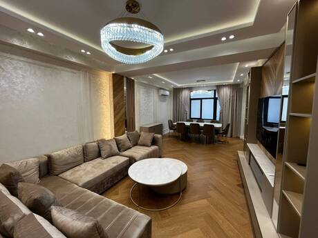 Kirayə 3 otaqlı mənzil, 170 m², Nəsimi: 3 000 ₼/ay 3
