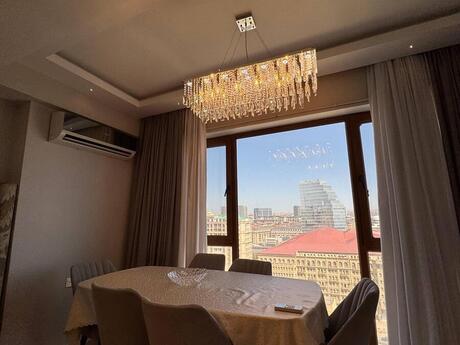 Elan №6433401 - Bakı, Şah İsmayıl Xətai m., 3 otaqlı, 115 m², 19/20 mərtəbə