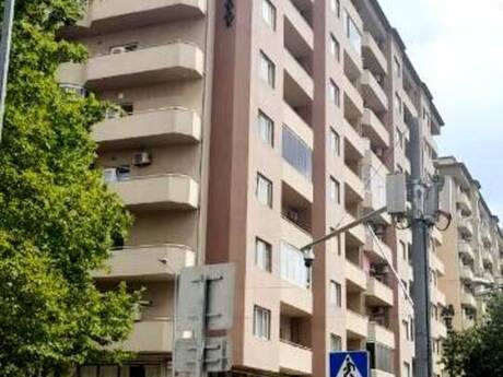 Объявление №6433486 - Баку, м. Элмляр Академиясы, 3-комн., 135 м², 3/10 этаж