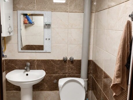 Kirayə 2 otaqlı mənzil, 68 m², Qara Qarayev: 150 ₼/ay 2