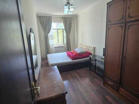 2 otaq · 47 m² · 3/5 mərtəbə, Memar Əcəmi