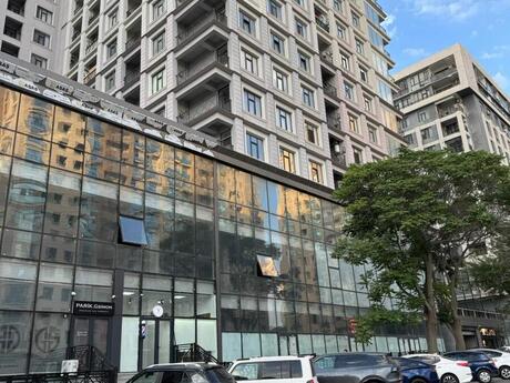 4 rooms · 130 m² · floor 10/18, 28 May