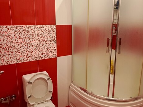 3-room apartment for rent, 140 m², 8-ci kilometr: 850 ₼/mo 3