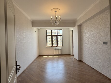 2 otaq · 82 m² · 14/17 mərtəbə, Bayıl