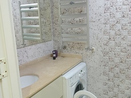Аренда: 2-комнатная квартира, 45 м², Bakıxanov: 650 ₼/мес 3