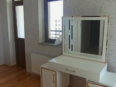 Аренда: 4-комнатная квартира, 180 м², Ramana: 450 ₼/мес 4