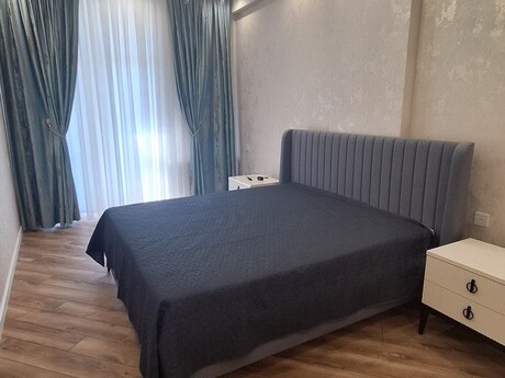 Kirayə 3 otaqlı mənzil, 120 m², 28 May: 1 700 ₼/ay 3
