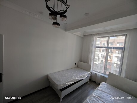3-room apartment for rent, 80 m², Qara Qarayev: 850 ₼/mo 4