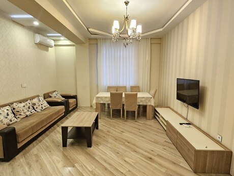 Объявление №6433840 - Баку, м. Нефтчиляр, 2-комн., 70 м², 10/12 этаж