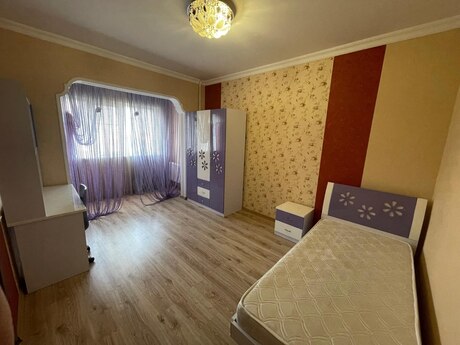 Объявление №6433843 - Баку, пос. Карачухур, 4-комн., 100 м², 5/9 этаж