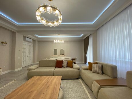 Kirayə 4 otaqlı mənzil, 200 m², Ağ şəhər: 3 500 ₼/ay 3