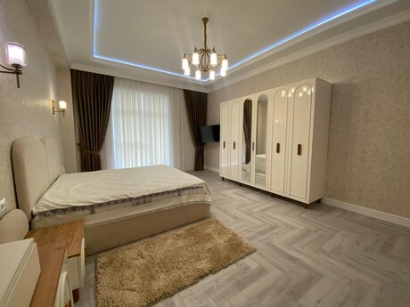 Kirayə 4 otaqlı mənzil, 200 m², Ağ şəhər: 3 500 ₼/ay 5