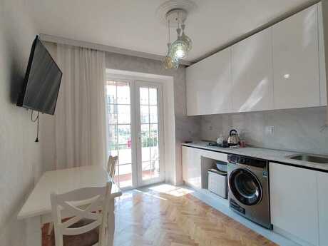 Elan №6433896 - Bakı, Xalqlar Dostluğu m., 3 otaqlı, 80 m², 5/9 mərtəbə