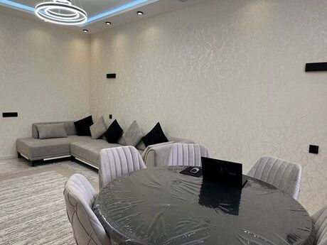2-room apartment for rent, 90 m², Neftçilər: 850 ₼/mo 4
