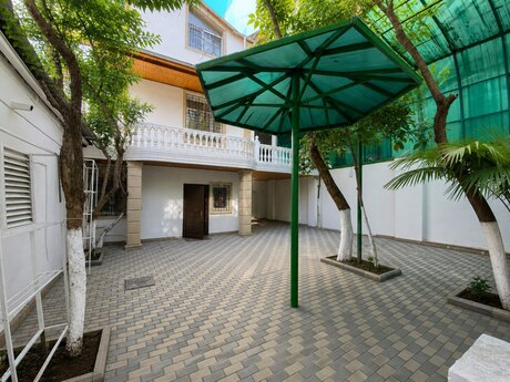 9 otaqlı həyət evi, 450 m², Gənclik: 699 000 ₼ 5