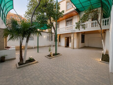9 otaqlı həyət evi, 450 m², Gənclik: 699 000 ₼ 3