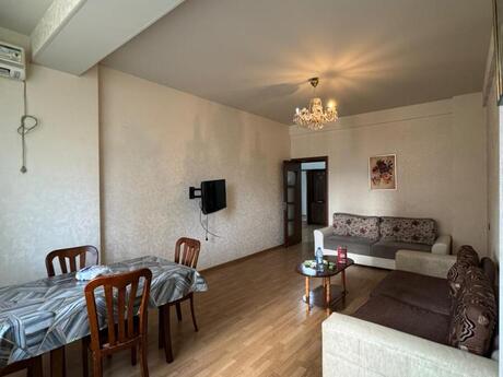 Kirayə 3 otaqlı mənzil, 120 m², 28 May: 999 ₼/ay 4