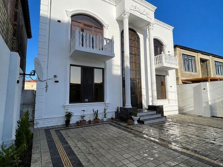 7 otaqlı həyət evi, 240 m², Səbail: 580 000 ₼ 3