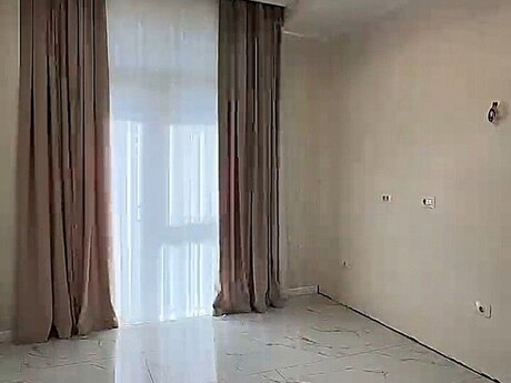4 otaqlı mənzil, 140 m², 28 May: 549 500 ₼ 3