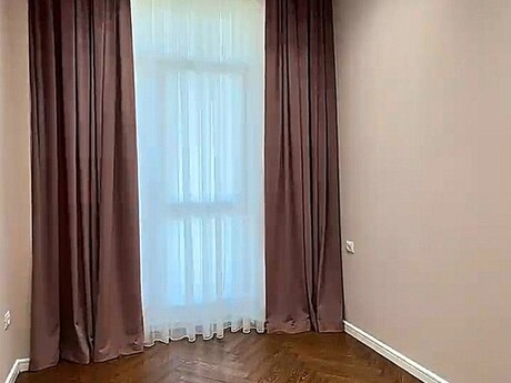 4 otaqlı mənzil, 140 m², 28 May: 549 500 ₼ 5