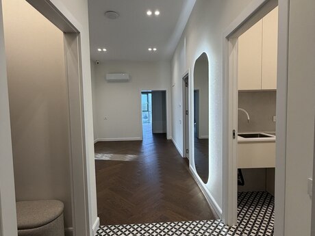 4 otaqlı mənzil, 160 m², Nizami: 798 000 ₼ 2