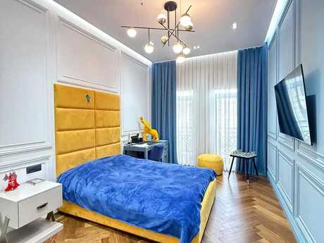 7 otaqlı mənzil, 285 m², 28 May: 1 399 000 ₼ 5