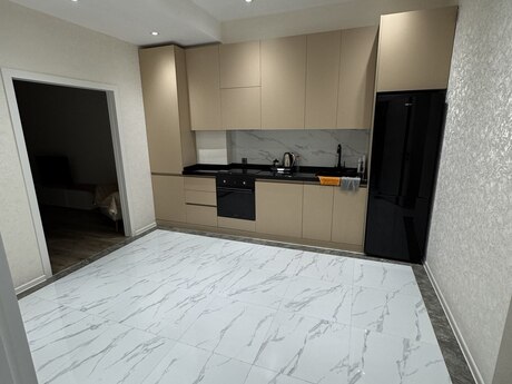 Kirayə 2 otaqlı mənzil, 75 m², Neftçilər: 750 ₼/ay 4
