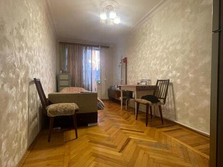 3 otaqlı mənzil, 75 m², Elmlər Akademiyası: 220 000 ₼ 2