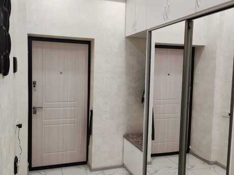 2-комнатная квартира, 70 м², Xalqlar Dostluğu: 165 000 ₼ 2