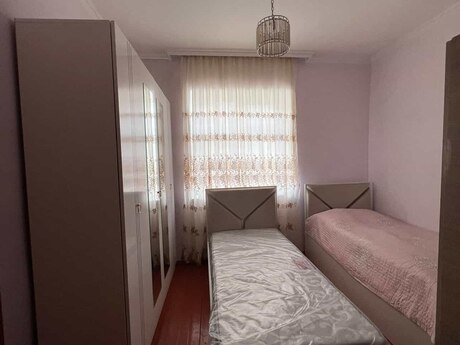 2-room apartment for rent, 50 m², Biləcəri: 150 ₼/mo 3