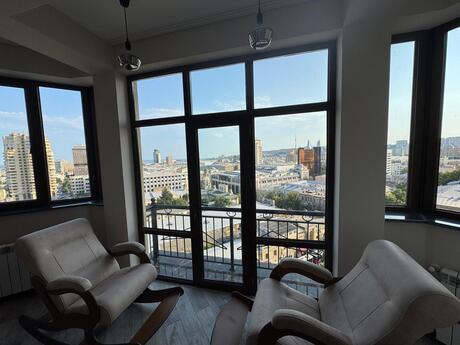 Elan №6434177 - Bakı, 28 May m., 3 otaqlı, 135 m², 3/16 mərtəbə