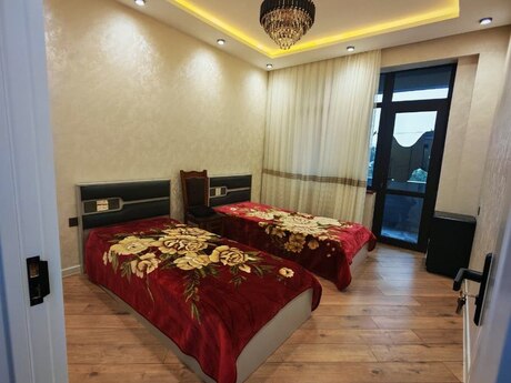 3 otaqlı mənzil, 85 m², Neftçilər: 268 000 ₼ 2