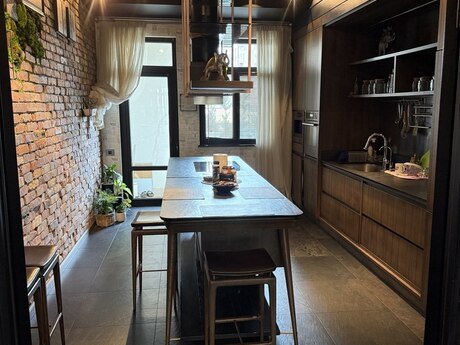 Kirayə 4 otaqlı mənzil, 198 m², Nizami: 4 500 ₼/ay 4