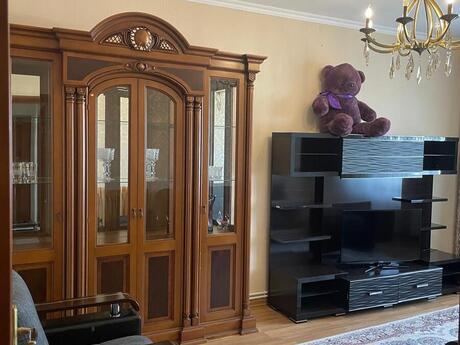 Объявление №6434242 - Баку, м. Халглар Достлугу, 3-комн., 80 м², 6/9 этаж