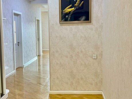 3-room apartment for rent, 130 m², 20 Yanvar: 1 290 ₼/mo 5