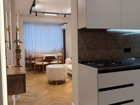 Elan №6434266 - Bakı, 8 Noyabr m., 2 otaqlı, 50 m², 2/9 mərtəbə
