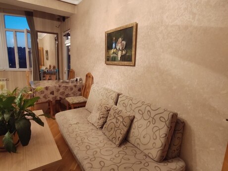 2-room apartment, 87 m², Nizami: 270 000 ₼ 3