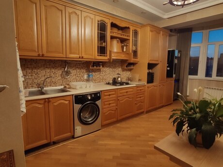 2 rooms · 87 m² · floor 11/18, Nizami