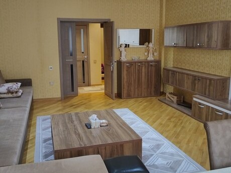 Kirayə 2 otaqlı mənzil, 96 m², Şah İsmayıl Xətai: 1 200 ₼/ay 4