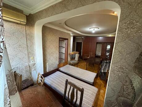 1-room apartment, 30 m², 8 Noyabr: 116 000 ₼ 2